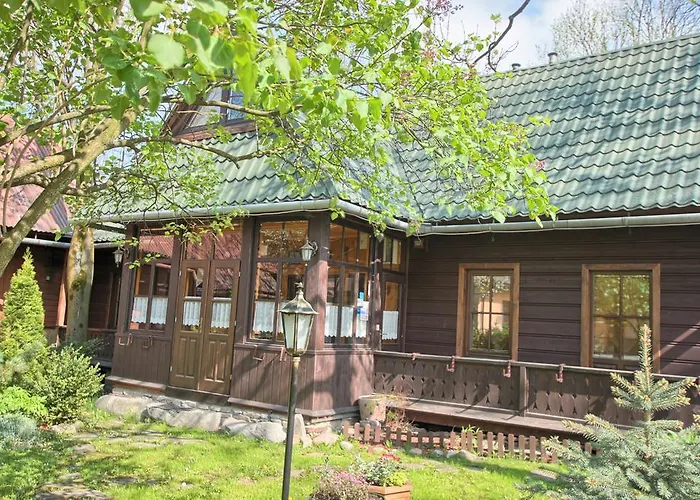 Pokoje Goscinne Za Wnukiem